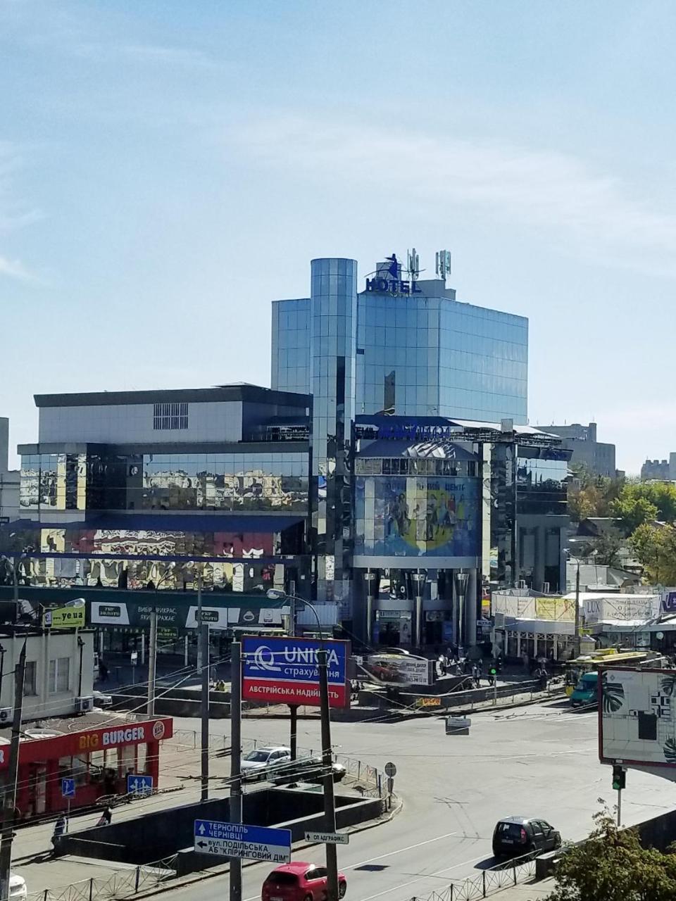 شقة Khmelʼnytsʼkyy  في 2Х Комнатная С Ремонтом В Центре.Renovated, Center المظهر الخارجي الصورة